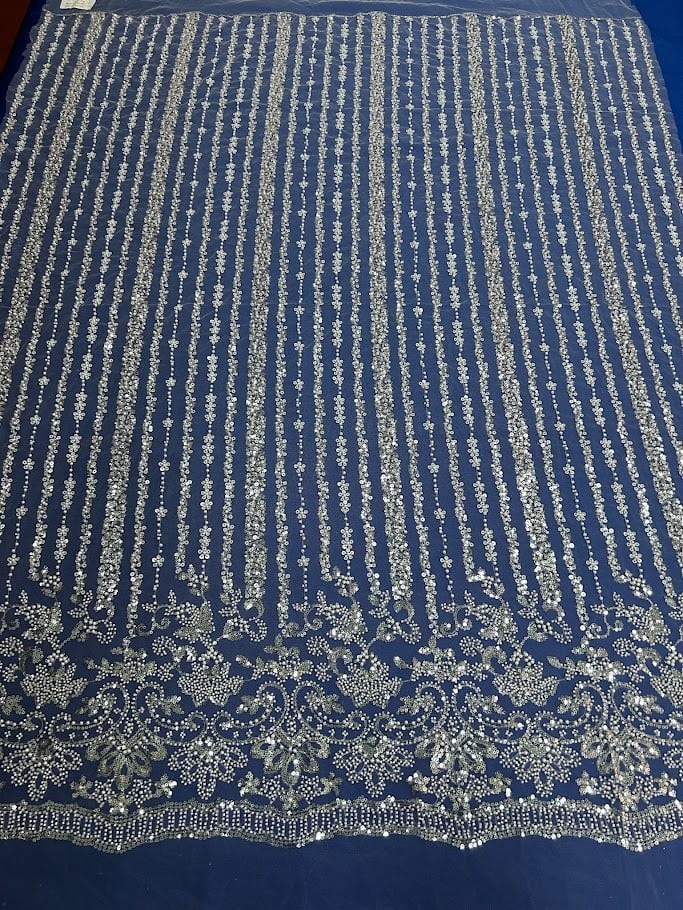 BORDADO COM PEDRARIA AE-221