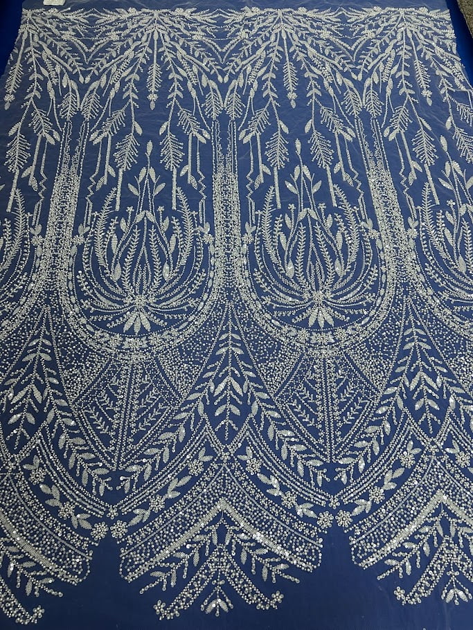 BORDADO COM PEDRARIA AE-190