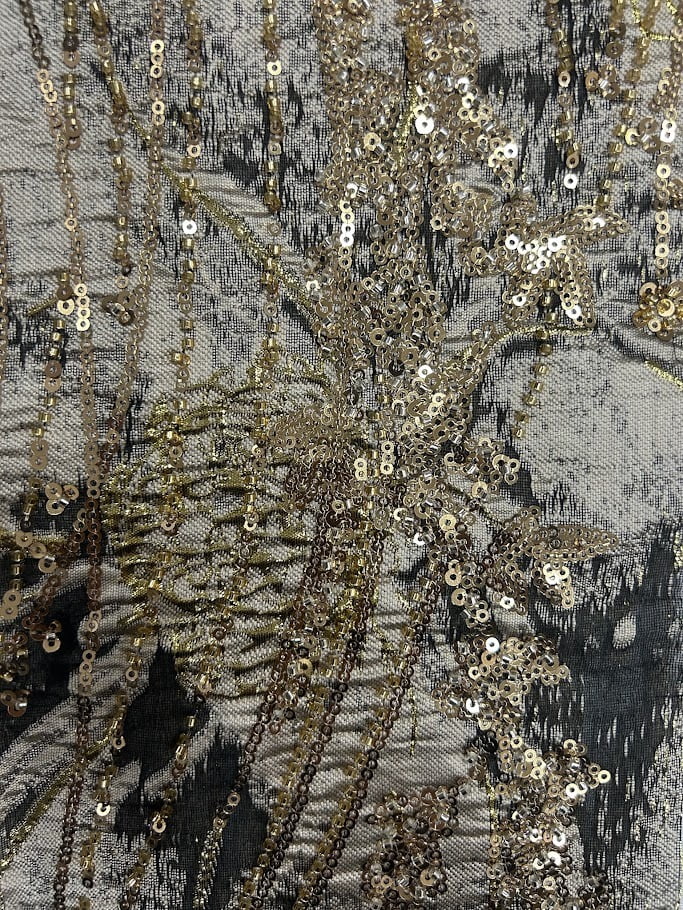 BORDADO JACQUARD COM PEDRARIA HT-72374