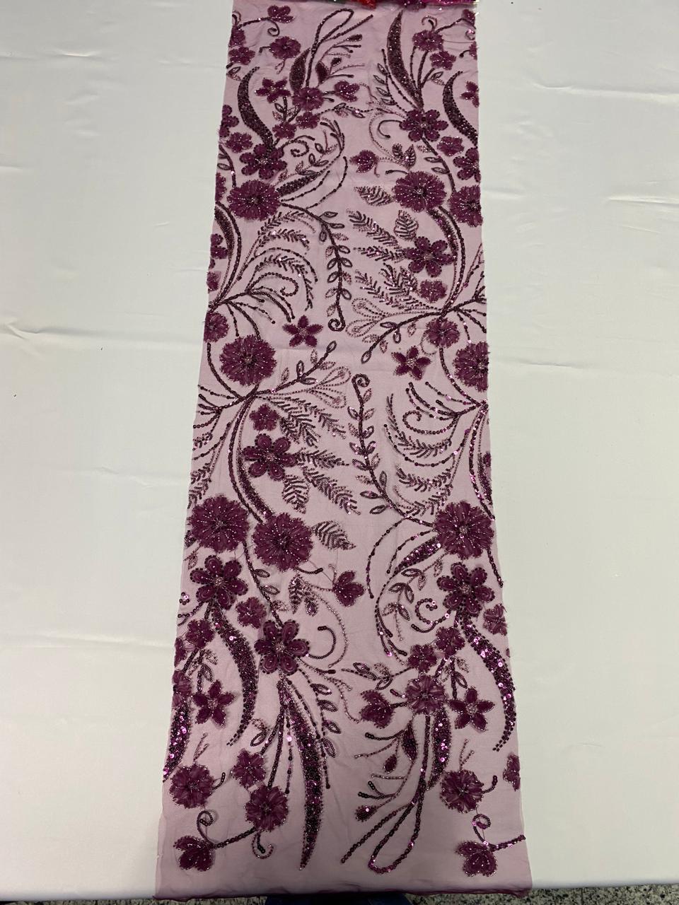 BORDADO COM PEDRARIA 24MACH698