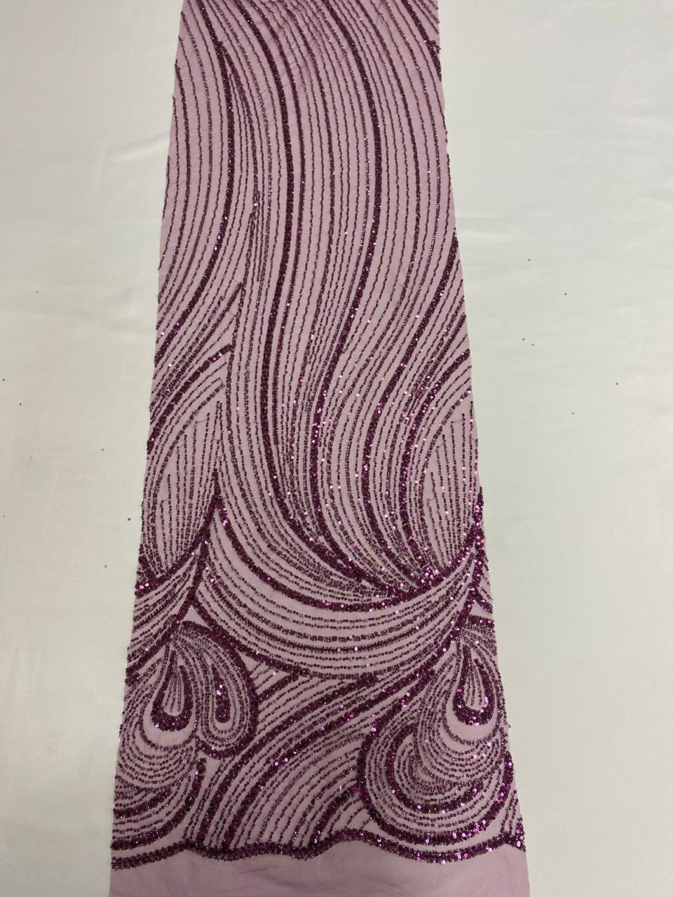 BORDADO COM PEDRARIA 25MACH337