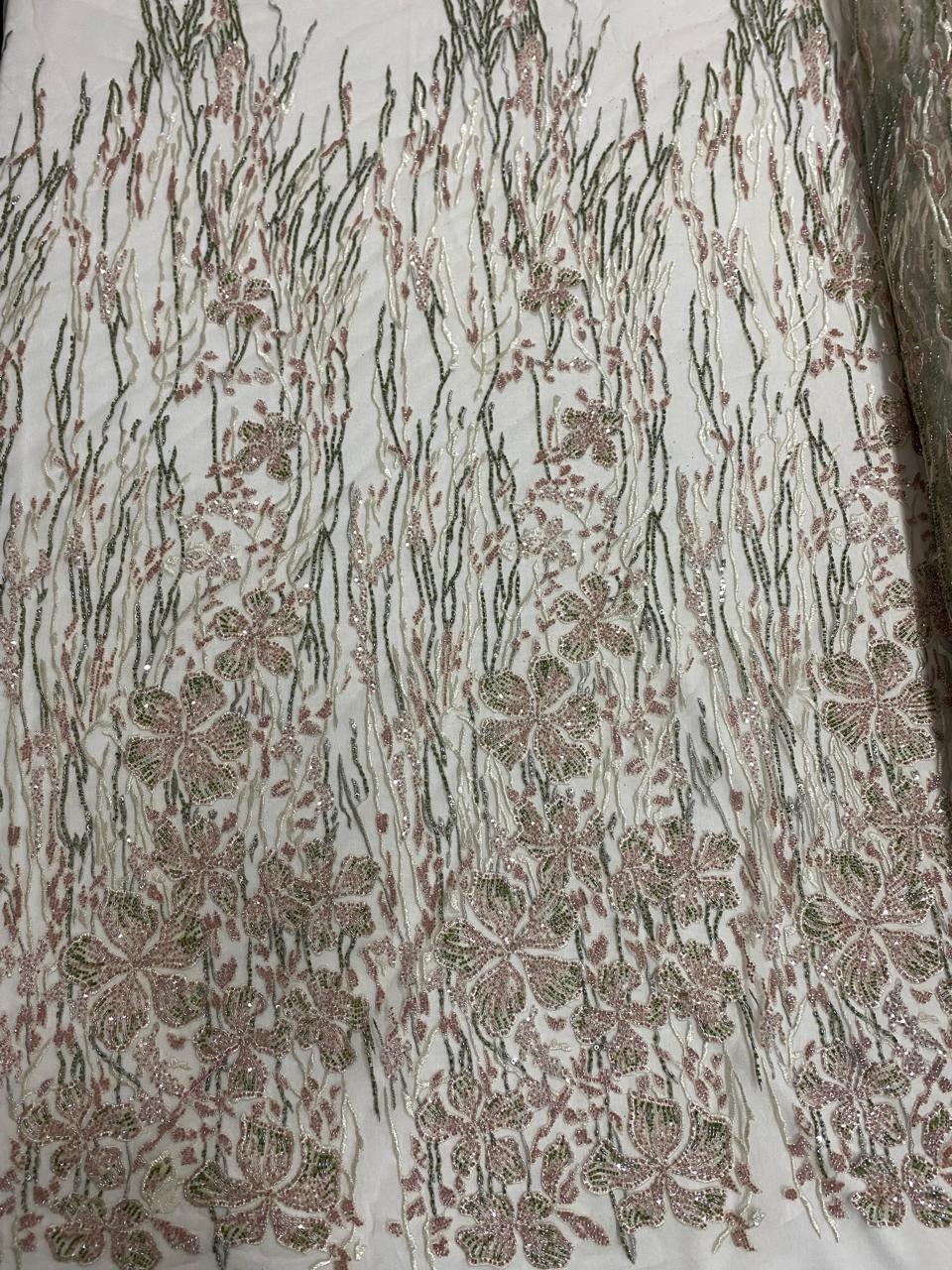 BORDADO COM PEDRARIA HS-3083