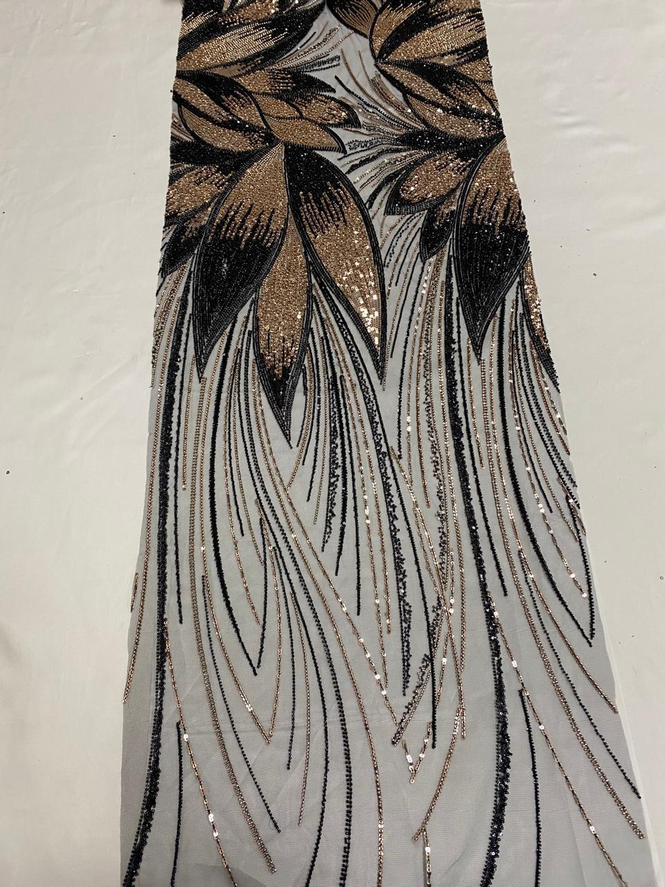 BORDADO COM PEDRARIA HT-70509