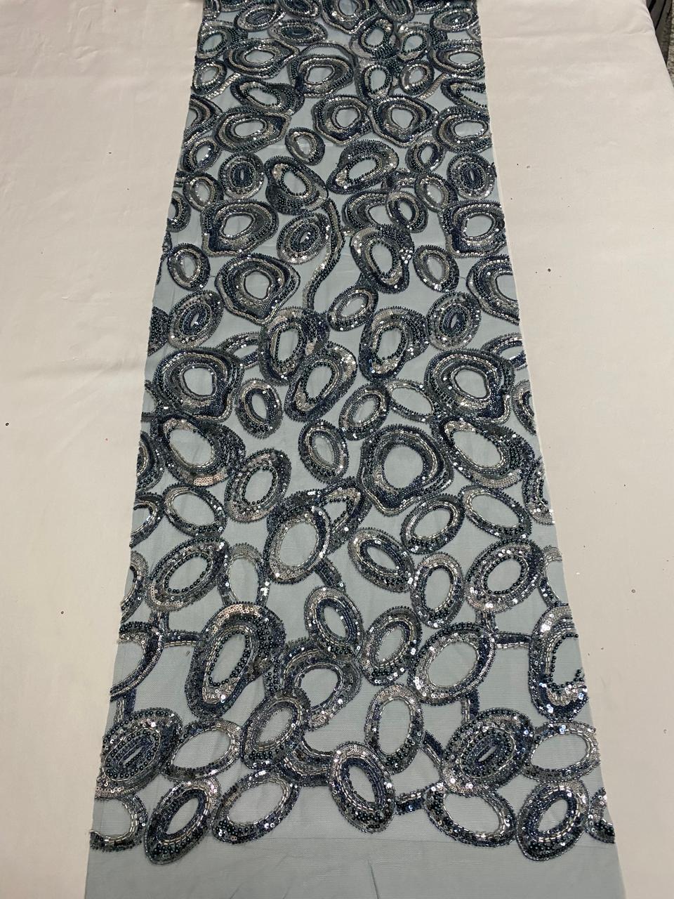 BORDADO COM PEDRARIA HT-70576