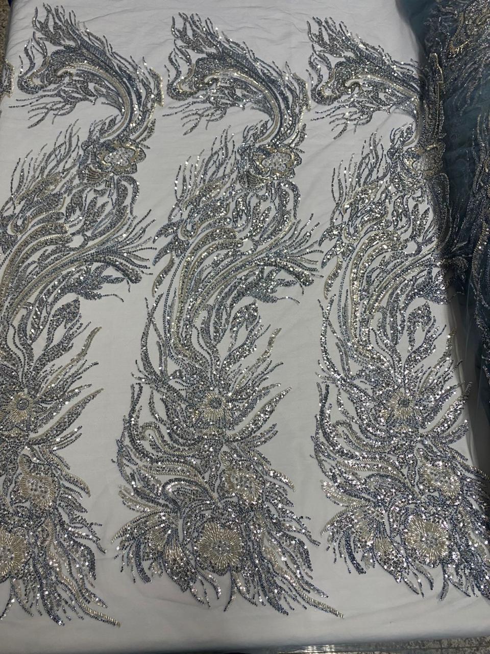 BORDADO COM PEDRARIA HT-98645