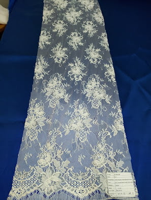 RENDA CHANTILLY D#2-3