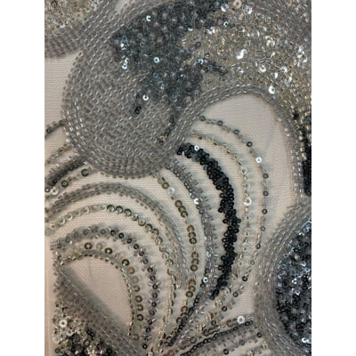 BORDADO COM PEDRARIA HT-70519