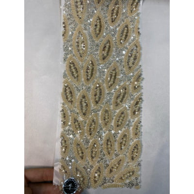 BORDADO COM PEDRARIA HT-70564